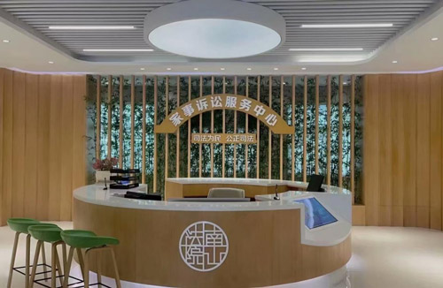 深圳婚姻律师唐云虹谈离婚诉讼期间一方抢夺、隐匿子女，法院判决：抚养权给另一方