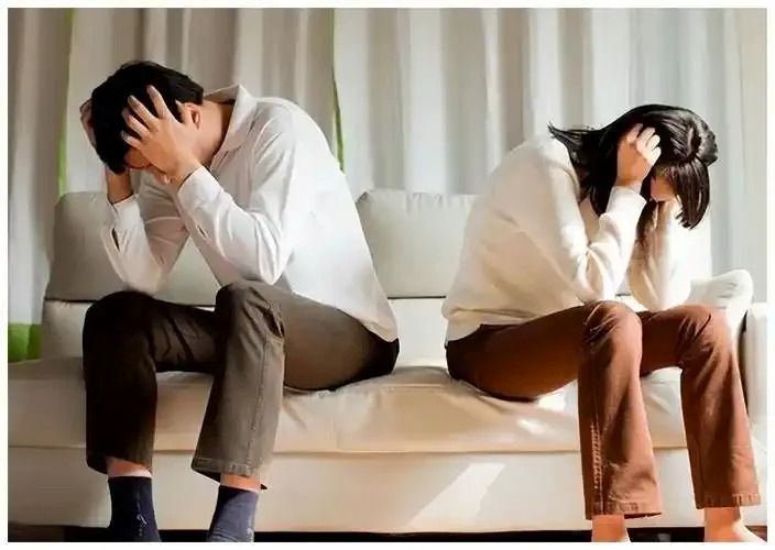 深圳婚姻家事律师:夫妻一方私自将房产赠与第三者,配偶能全额追回吗?(图1)