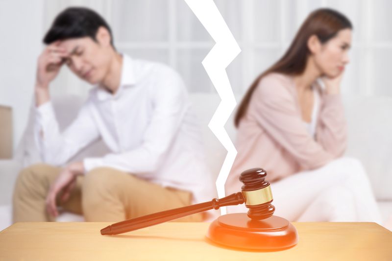 深圳婚姻家事律师:孩子不满两周岁,离婚时一定判给母亲抚养吗?(图1)