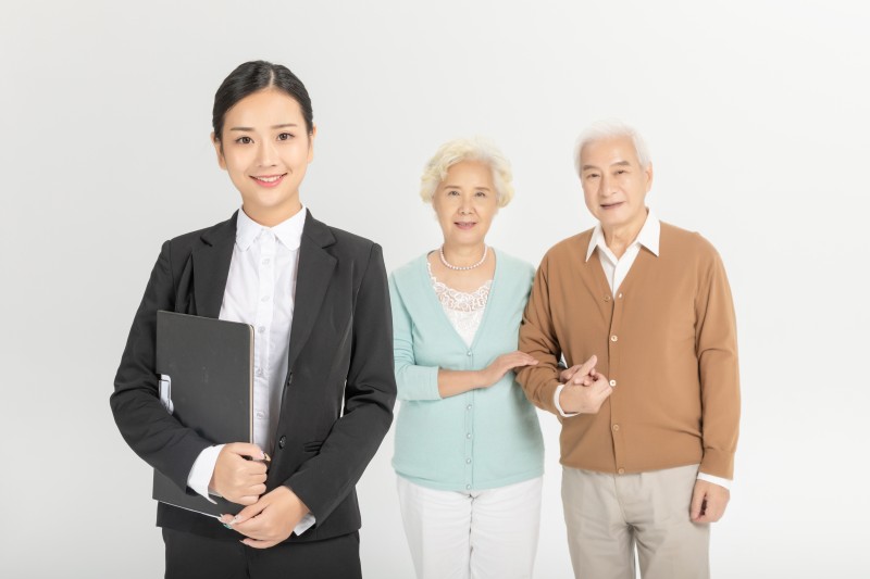 深圳继承律师:共同遗嘱的订立与生效条件有哪些?一方去世后另一方能否变更?